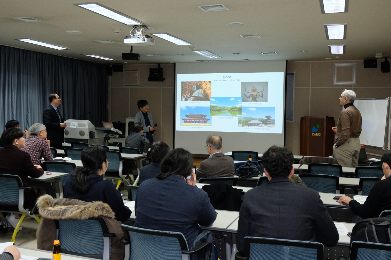 사진2. 일본 오사카대학 측에서 연구 성과를 발표하고 있다