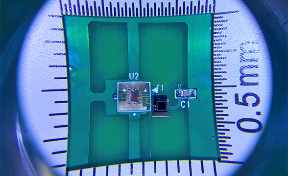 1.5mm 크기의 베타 양자 난수 발생기 집적회로 시제품