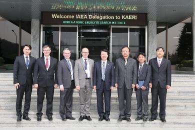 Deputy Director General of IAEA Safeguards Department Visited KAERI